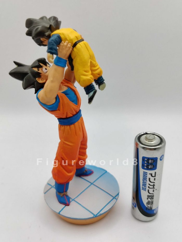 Goku Carrying Goten Megahouse