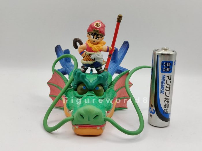 Goku Standing on Shenron Head Megahouse