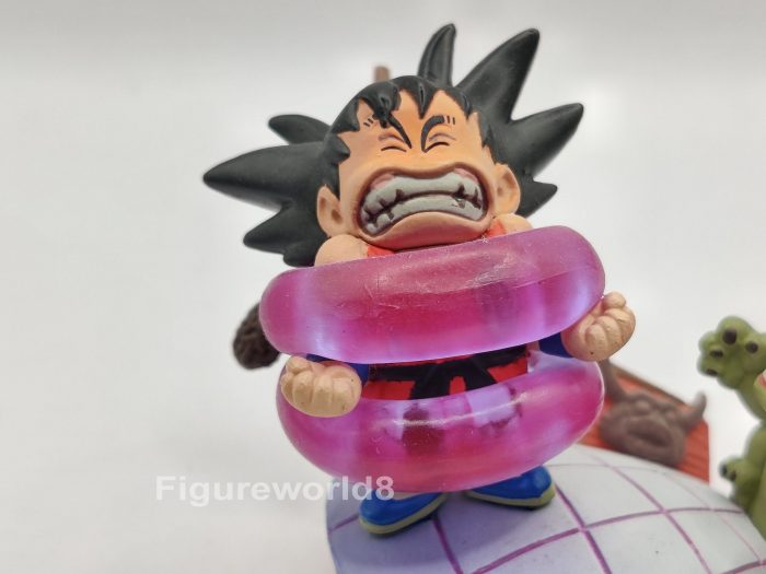 Goku Vs Giran Megahouse