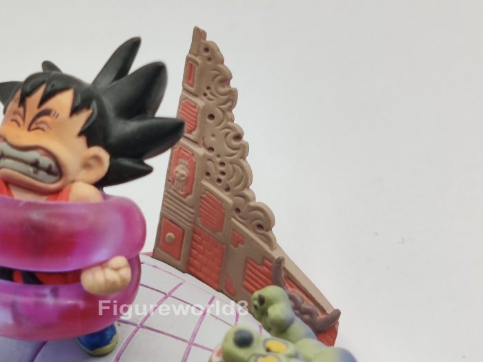 Goku Vs Giran Megahouse