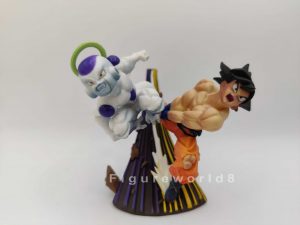 Goku and Freiza Team Megahouse
