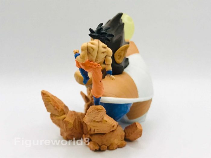 Oozaru Vegeta Vs Son Goku Banpresto