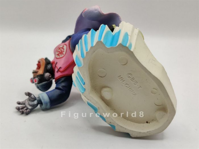 Tien Shinhan & Tao Pai Pai Megahouse - Image 5