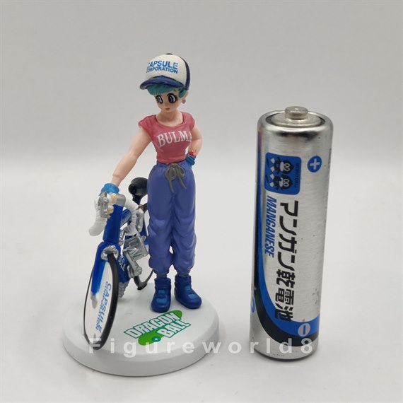 Bulma & Bike Mini Figure Banpresto