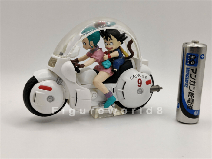 Bulma & Goku Riding Capsule No 9 Motorcycle Banpresto