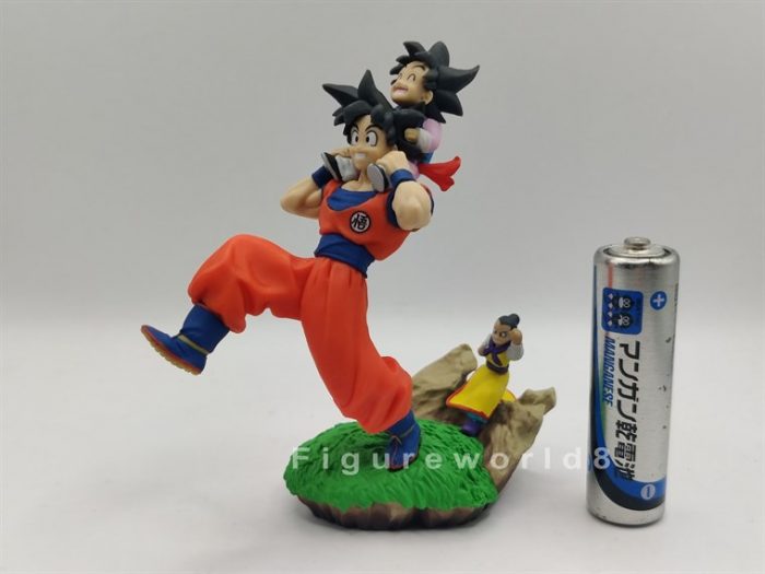 Goku Goten Chi Chi Megahouse