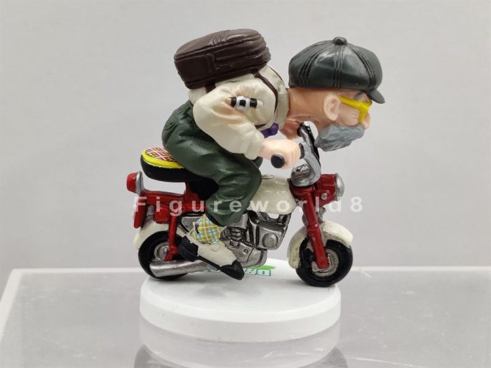Master Roshi Riding Monkey Bike Banpresto