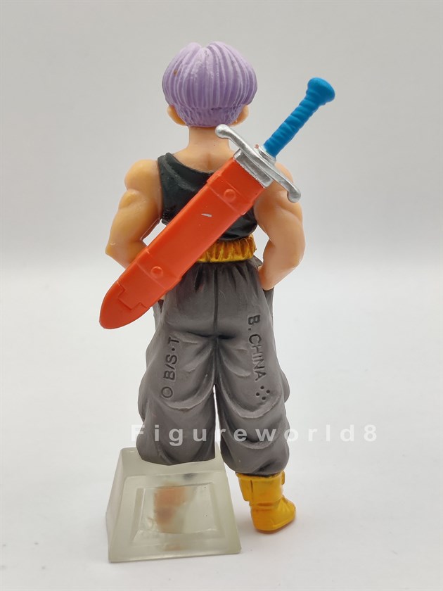 Trunks with Sword HG 20